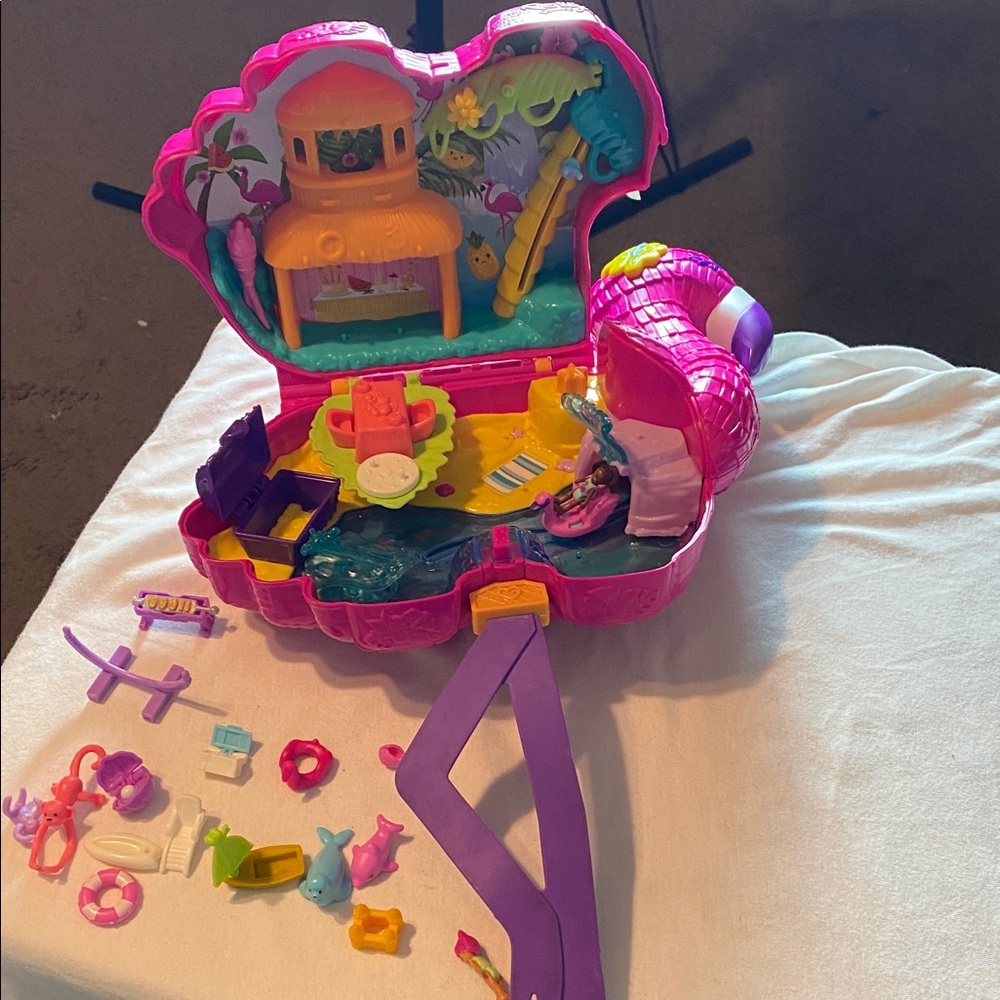 Polly Pocket Flamingo Party Travel Set